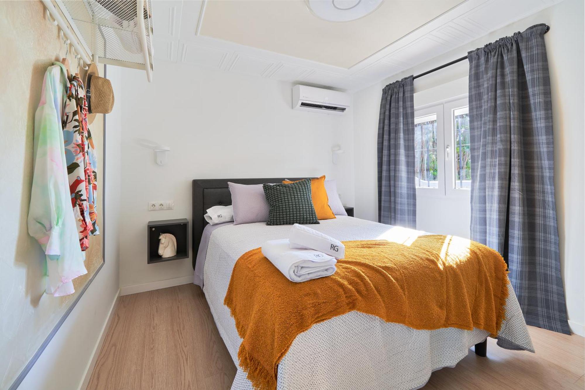 Rg Duque De Aveiro Hotel Málaga Kültér fotó